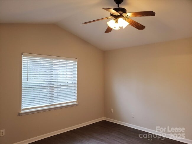 Building Photo - 11810 Winter Pine Ln