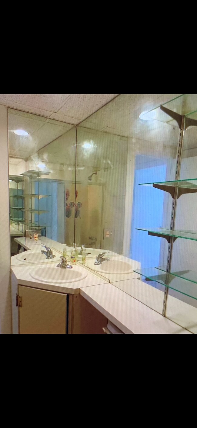 Building Photo - 3421 W Chester Pike