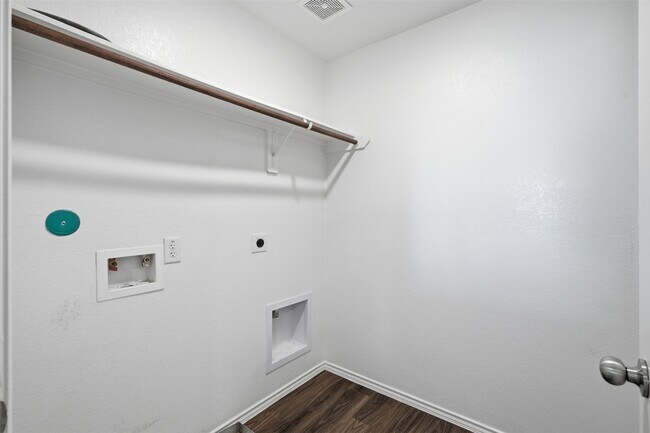 Building Photo - 25626 Pannier Pl