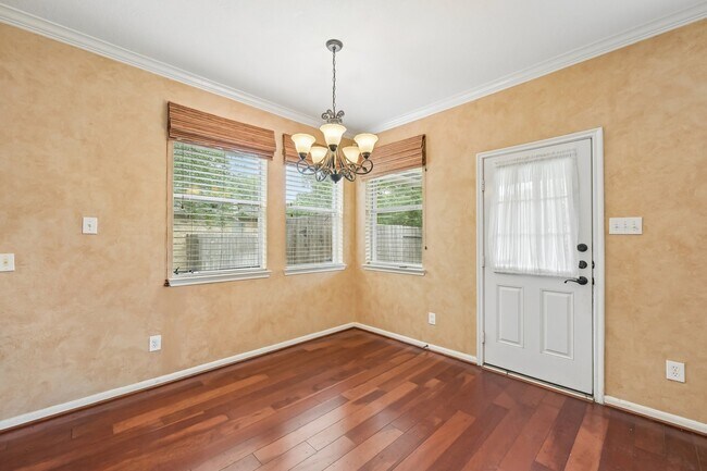 Building Photo - 11303 English Rose Trail