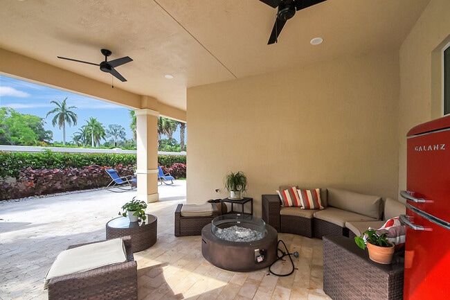 Building Photo - 8952 Cypress Grove Ln