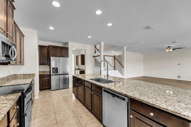 Building Photo - 316 Beachgrass Ln