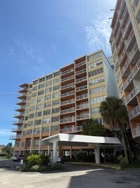 Building Photo - 2025 NE 164th St