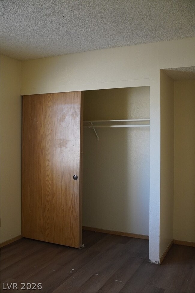 Building Photo - 4646 Tracylynn Ln