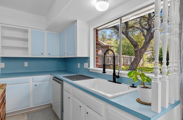 Building Photo - 12402 Blue Water Cir