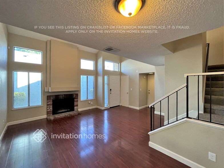 Building Photo - 2272 Sandcastle Way