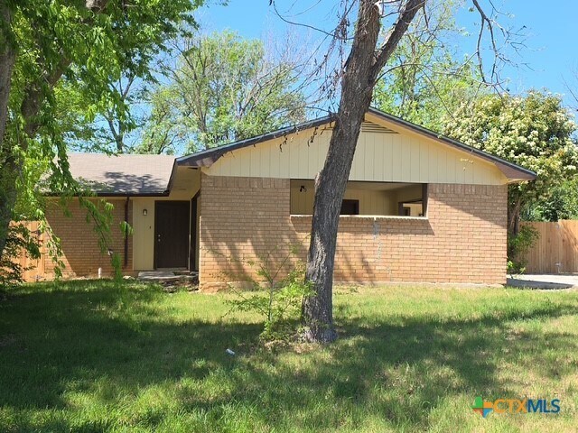 Building Photo - 2010 S 15th St