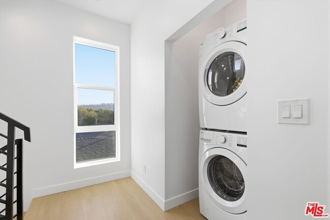 Building Photo - 2837 Redondo Blvd