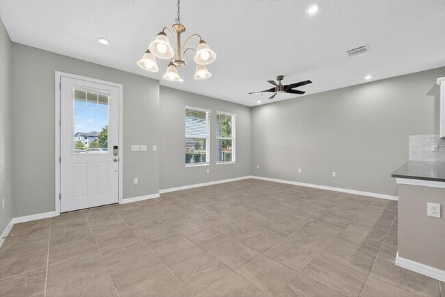 Building Photo - 9415 Randal Park Blvd