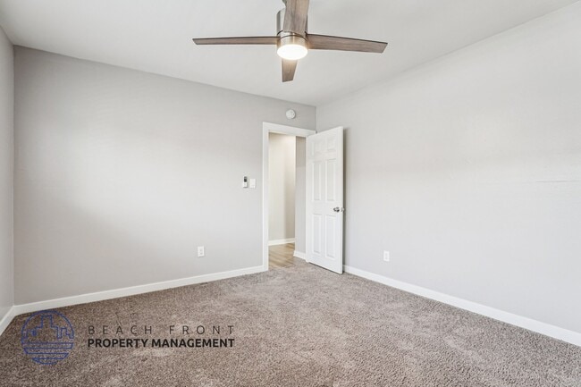 Building Photo - 23330 Arlington