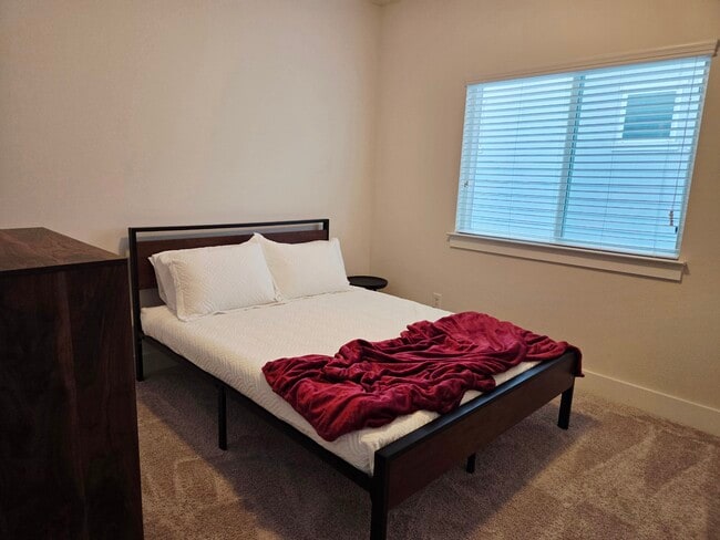 Building Photo - 441 Natalen Ave