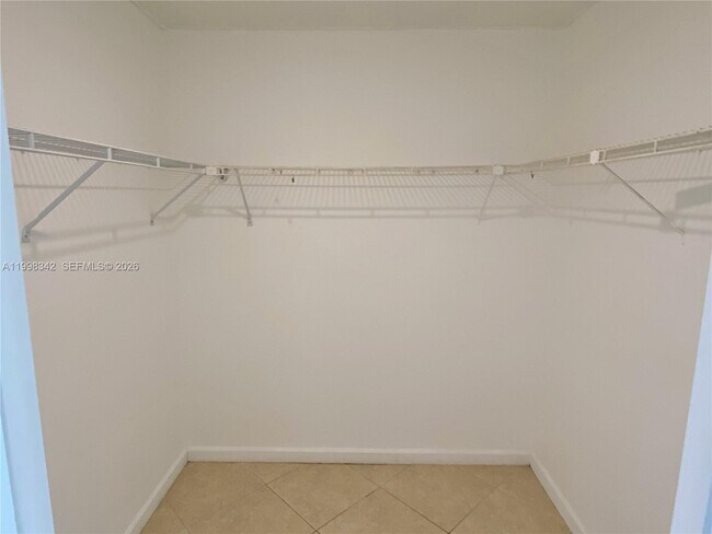 Building Photo - 3800 S Ocean Dr
