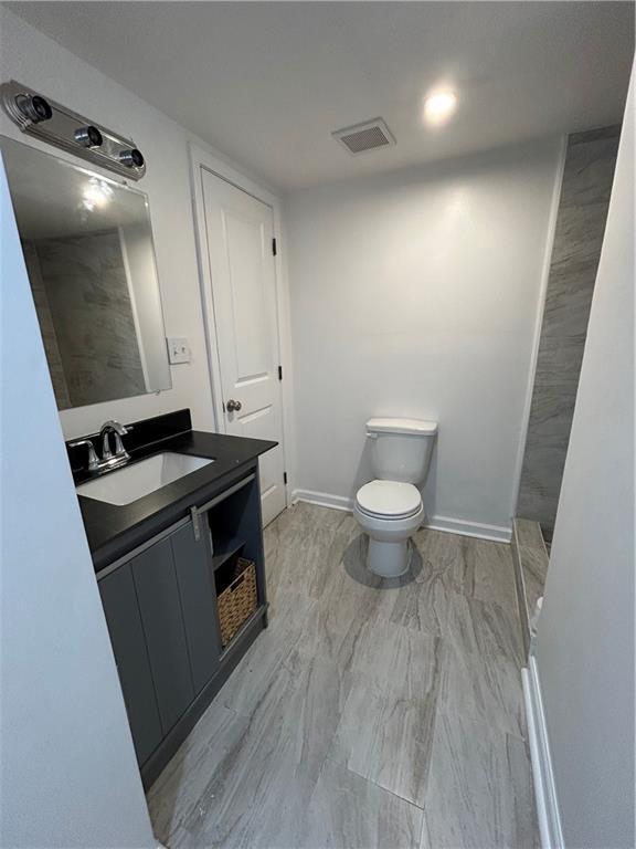 Building Photo - 1665 Avon Ave SW