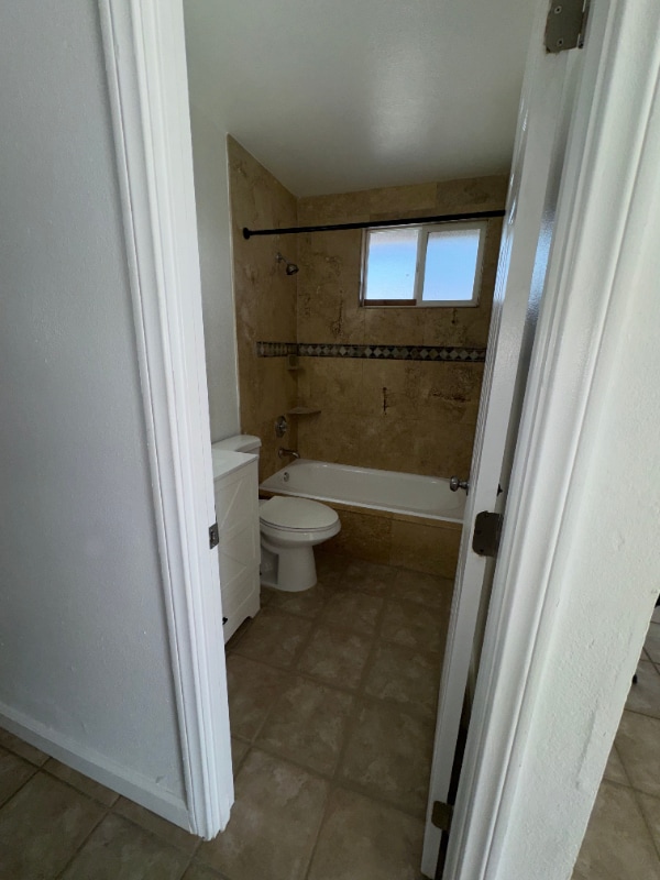 Building Photo - 3908 Rene Dr