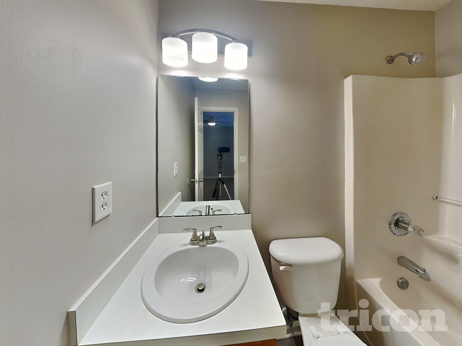 Building Photo - 4350 Jillian Dr