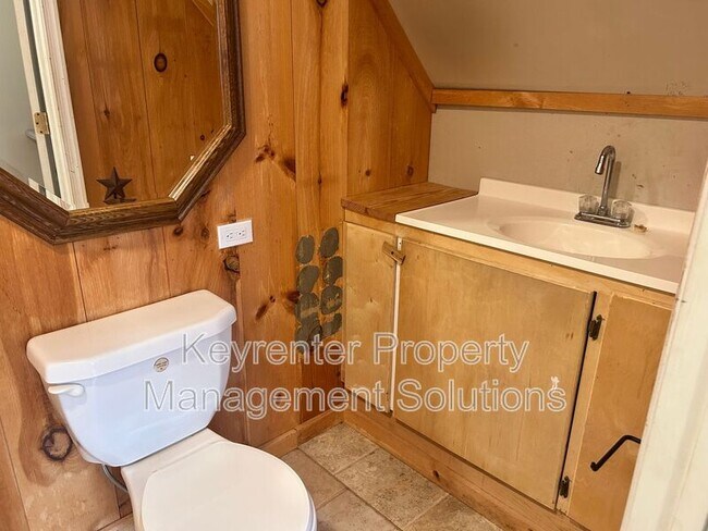 Building Photo - 33 Hodge Farm Ln