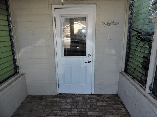 Building Photo - 61 81st Ave