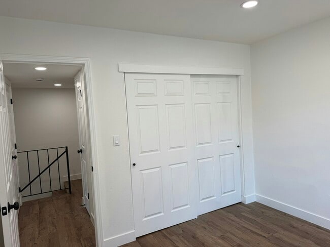 Building Photo - 5544 Keoncrest Cir