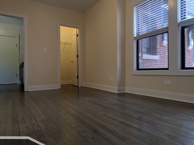 Building Photo - 2641.5 N Spaulding Ave