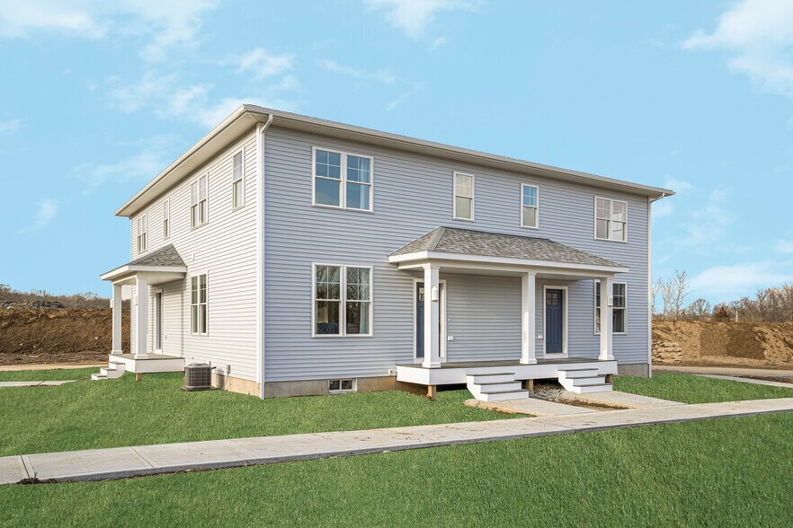 Building Photo - 50 Hopkins Ln