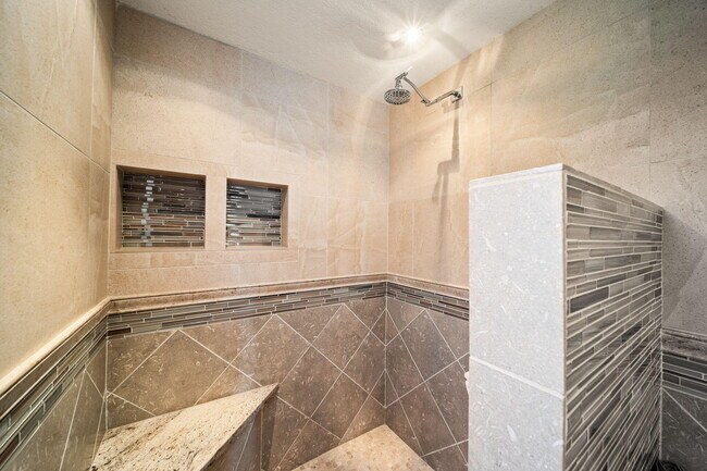 Building Photo - 370 Cypress Point Dr