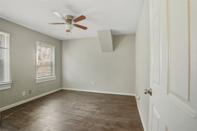 Building Photo - 1015 Prune St