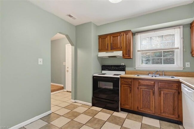 Building Photo - 4303 Arundel Ln