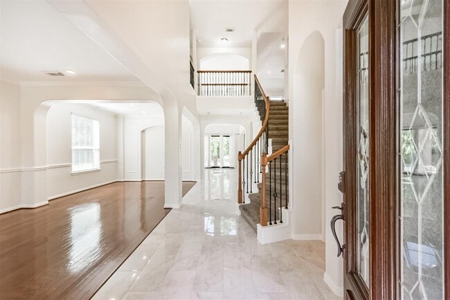 Building Photo - 11502 Bay Ledge Dr