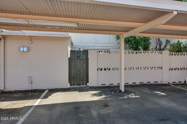 Building Photo - 6030 N 15th St