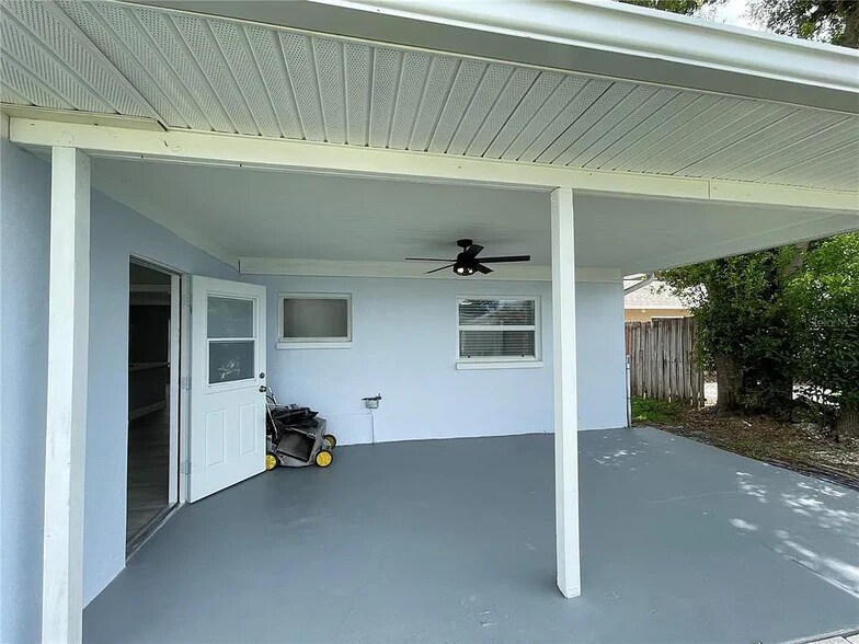 Building Photo - 1806 Ironwood Ct W