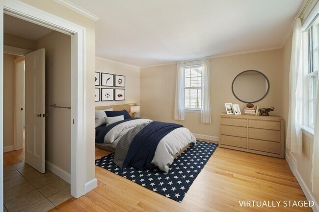 Building Photo - 109 Brookside Ave
