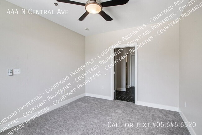 Building Photo - 444 N Central Ave