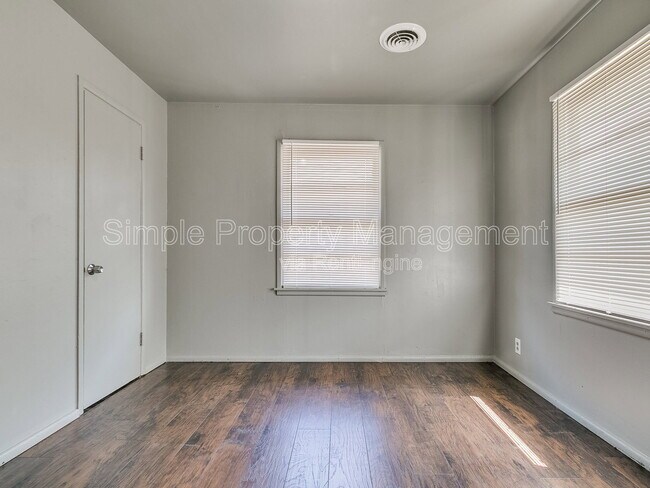 Building Photo - 1321 NW 82nd St