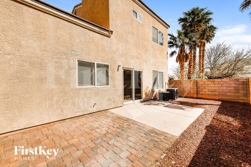 Building Photo - 3185 Strawberry Park Dr