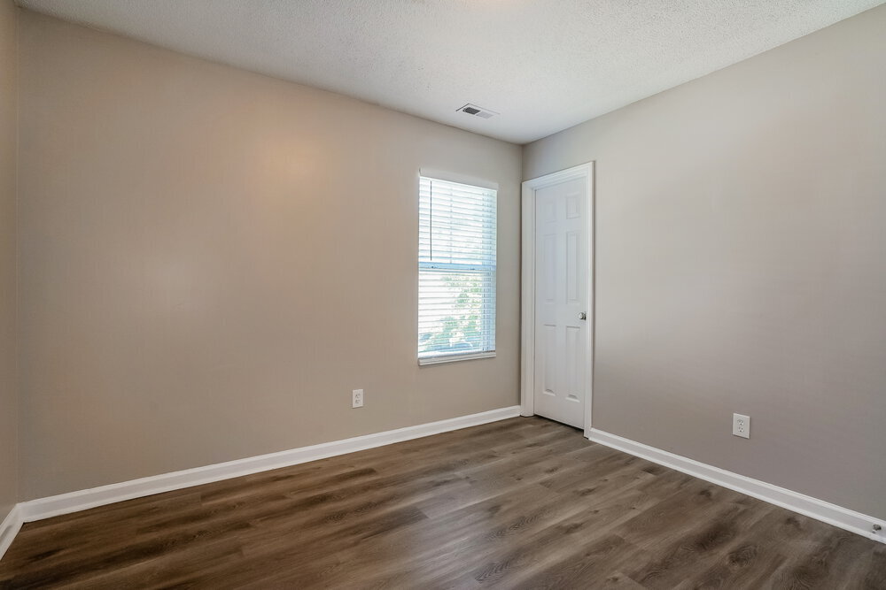 Building Photo - 2256 Ballston Pl