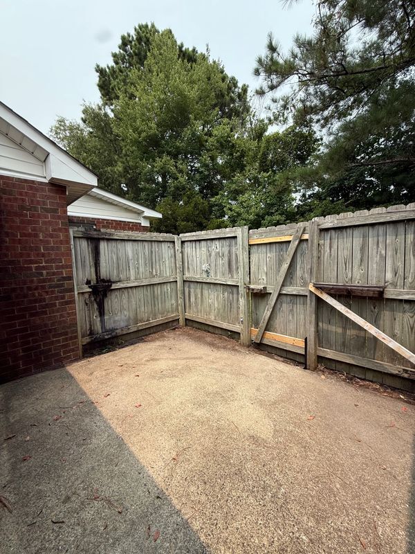 Building Photo - 3200 Parkway Ct