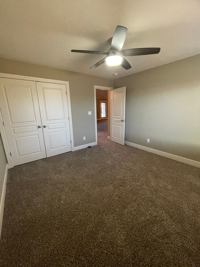 Building Photo - Beautiful 4BD in Battlefield, MO