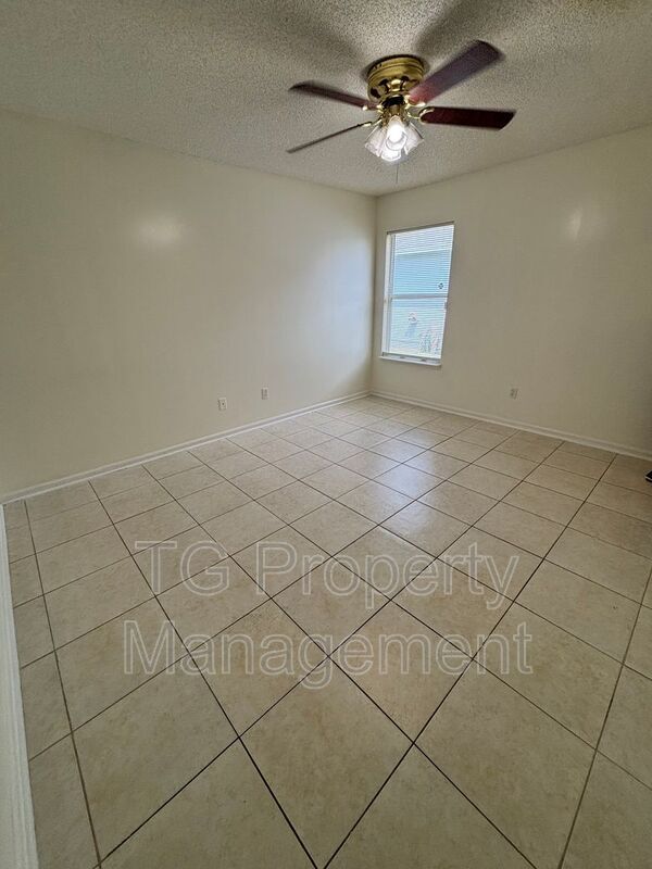 Building Photo - 5374 Lacy Jane Way