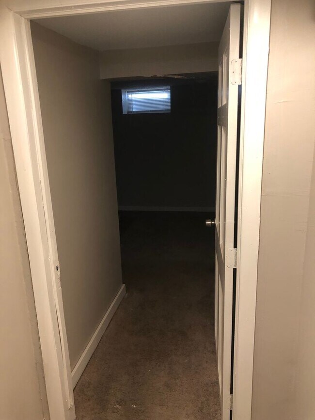 Building Photo - 3705 Chicago Ave