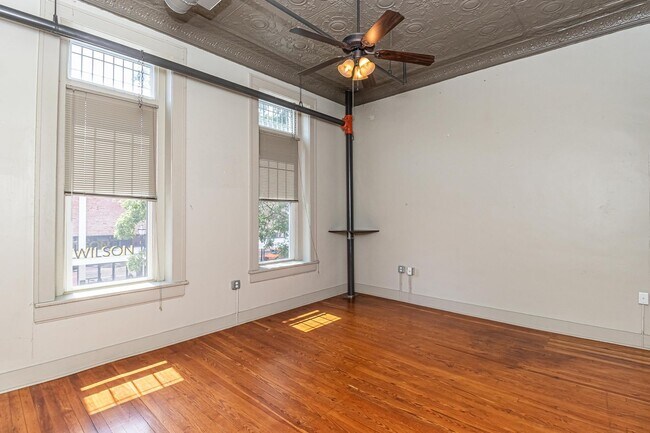 Building Photo - Nash Street Lofts Unit E