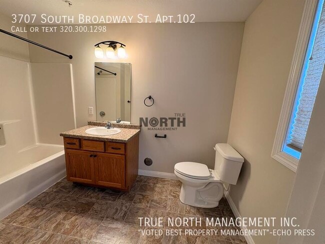 Building Photo - 3707 S Broadway St