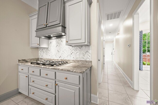 Building Photo - 19537 S Harrells Ferry Rd