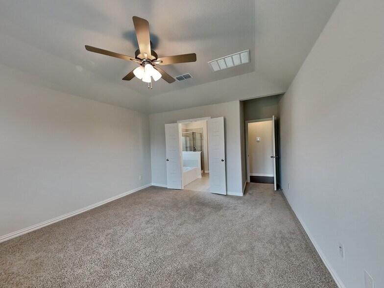 Building Photo - 3908 River Rock Ave