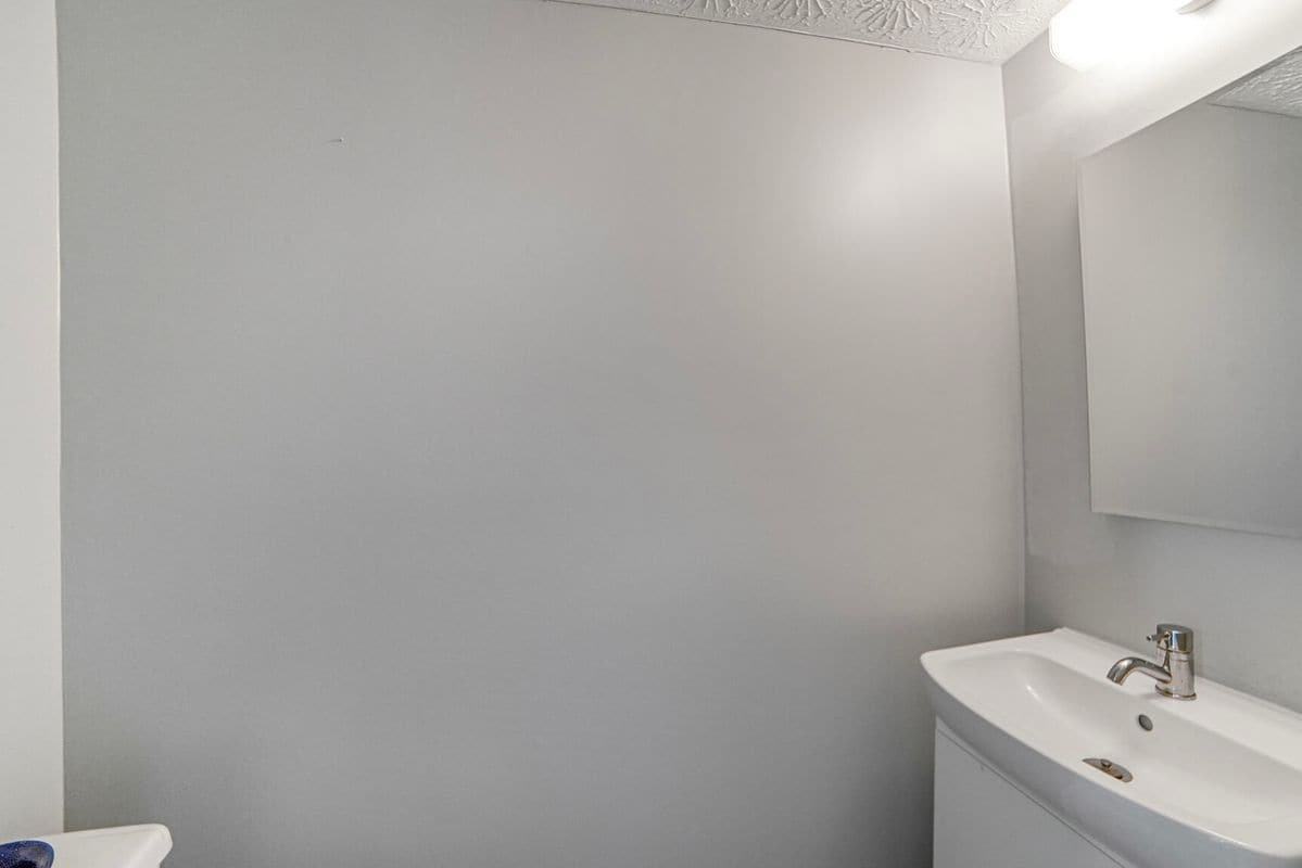 Building Photo - 3650 Castle Terrace