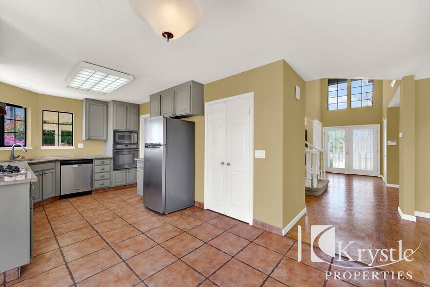 Building Photo - 152 Chesapeake Dr