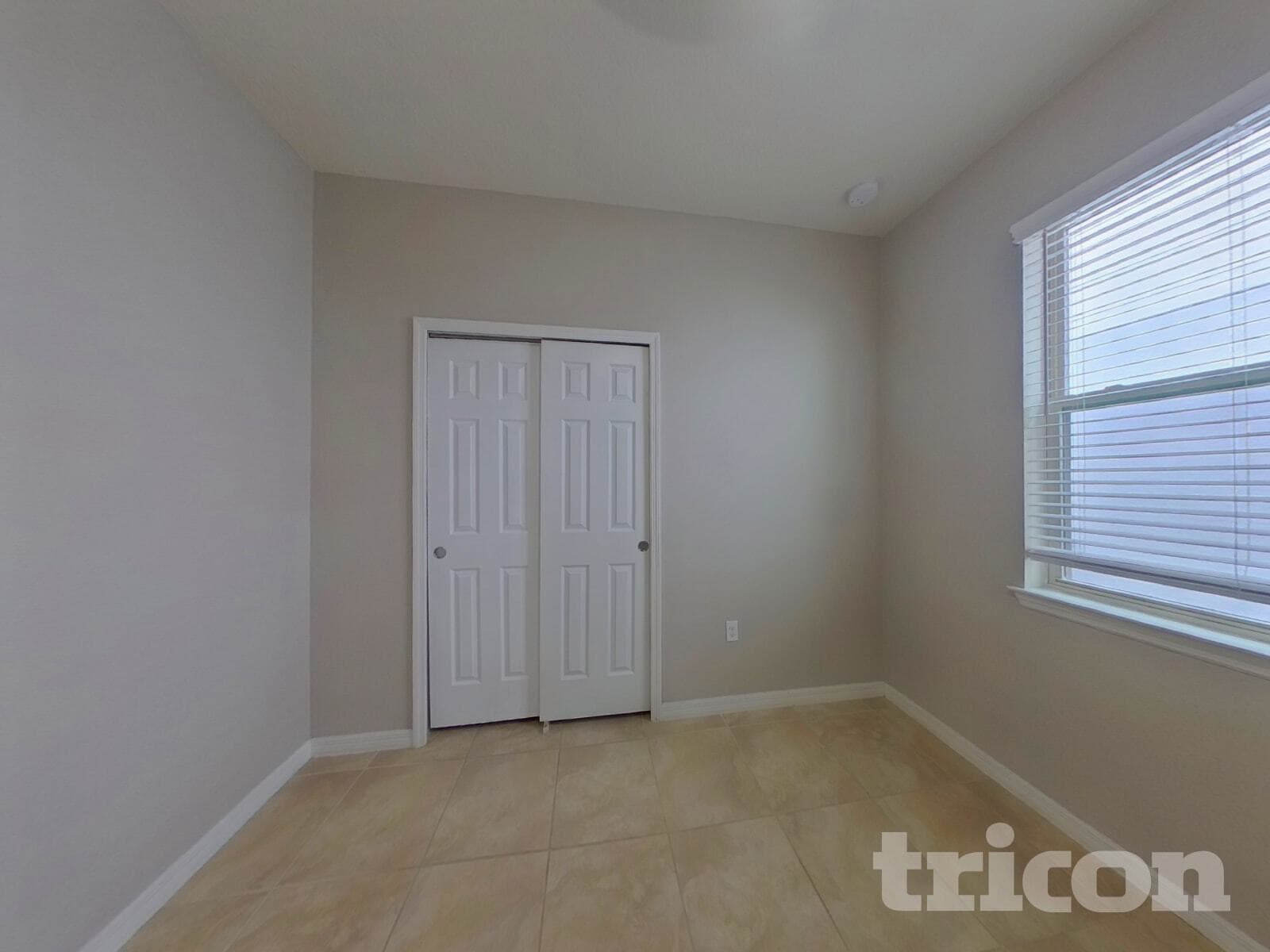 Building Photo - 2743 Red Horse Dr