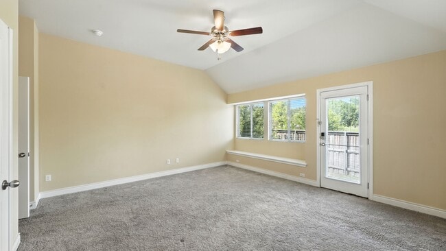 Building Photo - 490 Nautical Lp
