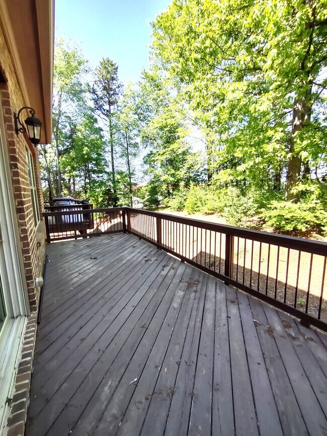 Building Photo - Luxury Townhome Available in Fairway Row C...