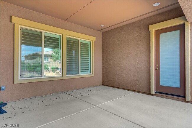 Building Photo - 6020 Langreo Ln