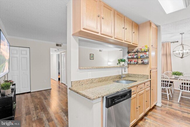 Building Photo - 15500 Horseshoe Ln